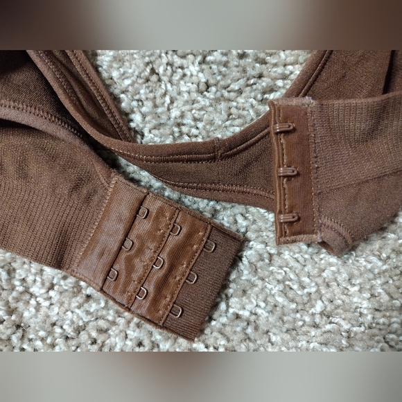 TrueKind Shaping Seamless Brown Bra NWOT - Picture 10 of 12